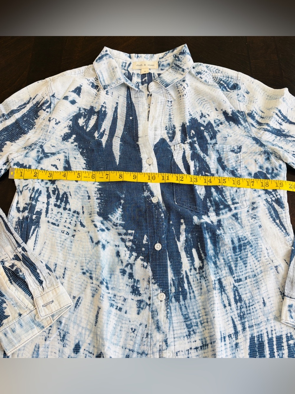 Cloth & Stone Blue White Abstract Print Button Down Shirt Sz S Boho Beach - Picture 6 of 6